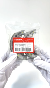 ชุดผ้าเบรกหลัง (NISSIN) HONDA WAVE [06430-KPH-900] แท้ศูนย์