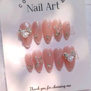Móng tay thiết kế Nail box mắt mèo hồng mã số AB9