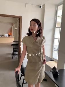 Fashionable Vintage Turn-Down Collar Shirt and Skirt Set