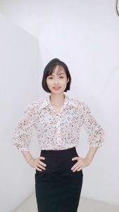 Áo sơ mi ROSEBLACK cổ áo sơ mi tay bong bóng họa tiết hoa nhí chất liệu voile thời trang nữ