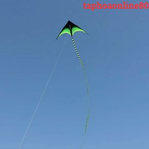 Diều Hình Cánh Én 1 Đuôi Tặng Kèm Cuộn Dây 100m Chất Liệu Vải 210 Bền Dai Mầu Sắc Đa Dạng Cho Bé Trai Và Gái