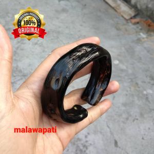 Gelang Akar Bahar Model C Merah Natural Super