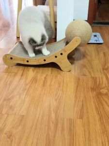 Magnetic Cat Scratching Board Wear-Resistant Cat Bed in One Cat Toy No Dander Drop Pet Supplies Corrugated Paper Material