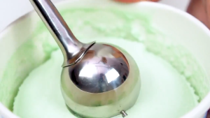 ที่ตักไอศครีม สกูปตักไอติม ช้อนตักกว้าง 4-5-6 ซม สแตนเลสแท้ ที่ควักผลไม้ ที่ตักคุกกี้ ทนทาน Ice Cream Scoop