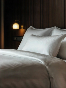 KANGERXIN | Luxury Cotton Grade A Four Seasons Duvet Cover and Fitted Sheet Set