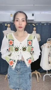 สำหรับสีของเสื้อไหมพรมมาแล้วนะคะสาวๆ ไม่ว่าจะเป็นรูปทรงหรือแพทเทิร์นดูหรูหราดูแพงมากแม่ ผ้าเป็นผ้าฝ้ายสวมใส่สบายมาก ผ้านุ่มๆเด้งๆพร้อมส่งจ้า