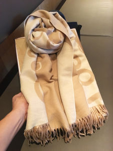 ผ้าพันคอตัวอักษรภาษาอังกฤษสำหรับผู้หญิงผ้าคลุมไหล่กันหนาวดูแพงแมทช์ลุคง่ายสำหรับฤดูหนาวผ้าคลุมไหล่ใช้ได้สองแบบใส่ด้านนอกผ้าคลุมไหล่กันลมผ้าพันคอหนาพิเศษ