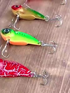 ตกปลา VIB โลหะ 7-14 กรัม ตั้งแต่ 10-12 กรัม สำหรับปลาเทราท์ และปลาแซลมอน น้ําจืด