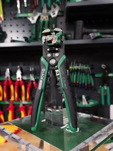 LAOA Automatic Wire Stripper Cable Cutter Pliers Electrical Stripping For Electrician Crimpping Made in Taiwan