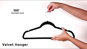 PRADO Malaysia Premium Non-Slip Velvet Hanger 360 Hook Soft Touch Hijab Bawal Tudung Suits Jacket Clothes Tie Dress Pants Laundry Penyangkut Baju