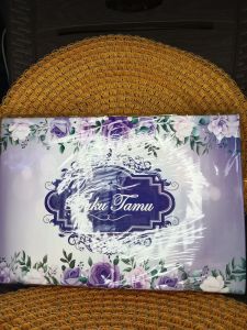 vania souvenir..souvenir buku tamu flower isi 2 pcs.warna yang cantik cantik