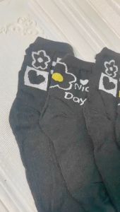 DRKS116 Kaos Kaki Panjang Wanita Kaos Kaki Karakter Hitam Putih