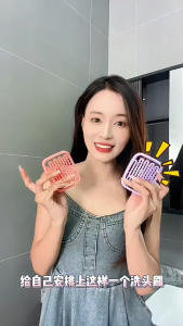 Forevera แปรงแชมพูพิเศษของร้านตัดผมเพื่อทำความสะอาดหนังศีรษะ หวีแชมพู หัวหวีนวดเส้นลมปราณ หวีแห้งและหวีเปียกแบบใช้ได้สองแบบ