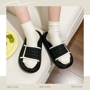 QKKshop ส่งไวจากไทย🇹🇭รองเท้าแตะพร้อมส่ง รองเท้าแตะน่ารักราคาถูก แต่งลายตารางสุดเก๋🍫ดีเทลไม่ซ้ำใคร ทันสมัยถูกใจวัยรุ่น