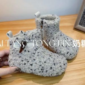 Fashionable Lamb Fur Childrens Boots Warm Cotton Boots for Girls Winter Short Boots Cute Animal Horn Design Korean Style Kids Shoes