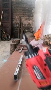 Thân máy chuyên vít DRAMA có cấp trượt không chổi than sử dụng pin 4cell (không bao gồm pinsạc)