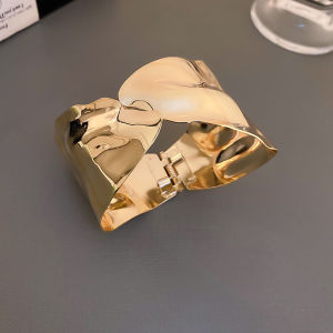 Irregular Metal Pleated Handband with Open Design for Women Stylish Light Luxury Bracelet in Alloy Inlaid Artificial Gemstones