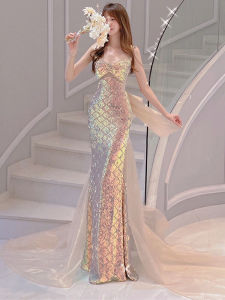 ชุดราตรีสุดหรูหรา ชุดเดรสยาวหางปลา ชุดไปงานเลี้ยง ชุดราตรียาว ชุดแต่งงาน ชุดทำงาน ชุดไปงานปาร์ตี้ ชุดราตรีสุดหรูหรา