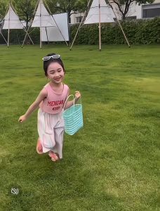 Anak Perempuan Setelan Baju lengan pendek baju kaos baru+Celana ramping ramping bergaris-garis kulit tipis