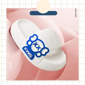 QXshop New style 👾 รองเท้าแตะแฟชั่นเท่ๆ รองเท้าสวมลำลองสีพื้น ลายการ์ตูนน่ารัก ☠️ เท่ๆ ดีเทลภาษาอังกฤษ ดือมากกกแม่