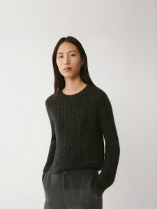 ICICLE | Luxury Fiber Blend Wool Knitwear