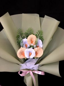 Buket Bunga Lily Rajut 6 tangkai cantik Dan murah