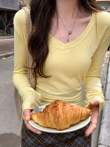 Áo Thun Dài Tay Cổ Chữ V Màu Vàng Tươi Cho Nữ Mùa Xuân Thu Phong Cách Hàn Quốc Đơn Giản Ôm Vừa Vặn Tăng Cường Sức Đàn Hồi Áo Lót
