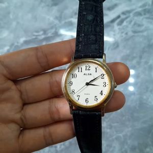 Đồng hồ nữ ALBA mặt tròn dây dasecond hand si nhật- đã qua sử dụng