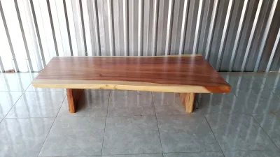 Meja Lesehan Kayu Trembesi