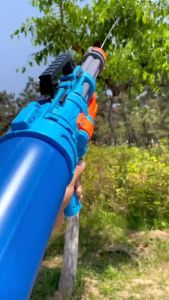 【ส่งจากไทย🔥 】ปืนฉีดน้ำสงกาน ปืนฉีดน้ำเด็ก ของเล่นเด็ก อัพเกรดกันน้ำ ความจุขนาดใหญ่ 2200ml ปืนฉีดน้ำแรง ยิงระยะไกลสุดยอด ดูดน้ำด้วยปุ่มเดียว หลายสไตล์คุณสามารถเลือก แจกแว่นตากันน้ำฟรี