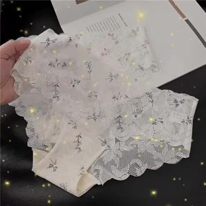 Light and Charming Floral Lace Thin panties