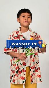 พร้อมส่ง เสื้อเชิ้ตแขนสั้น คอปก ลายดอกไม้ ขนาดเล็ก ขนาดกลาง 110-140 ซม. สําหรับเด็กผู้ชาย และเด็กผู้หญิง//Wassuppe