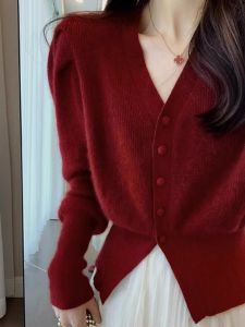 Red V-Neck Knitted Sweater Coat Womens Short Bubble Sleeve Vintage High-End Feeling New Years Fashionable Cardigan Top