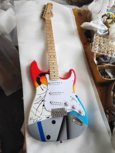 Fender Stratocaster Eric Clapton Signature Electric Guitar Hand Painted Pattern Finish Professional Guitar