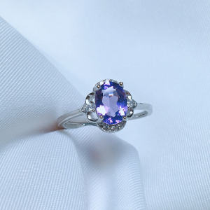 Leak-Picking Natural Amethyst Ring Uruguay Amethyst Ring Womens Ring Crystal Ornament High Quality Grandeur Design