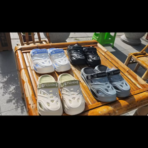 Summer Mens Outdoor Slippers Thick Bottom Anti-slip Clog Shoes Wear-resistant Smell-proof