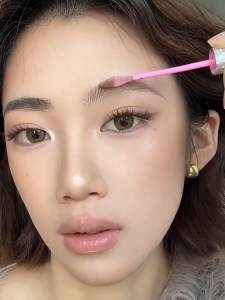 Tinted Eye Brow Mascara Waterproof Long-Lasting Natural Brow Lamination Gel for Soft Feathered Look