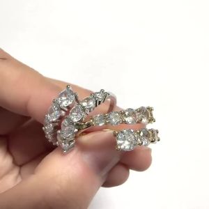 Huitan Sparkling Opening Ring for Women Inlaid Bright CZ Fashion Versatile Daily Wedding Luxury Accessories Fancy Party Jewelry
