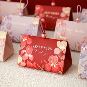 10/30/50pcs Candy Bags Triangle Paper Folding Box Wedding Souvenir Present Package with Pearl Handheld for Guest Giveaways
