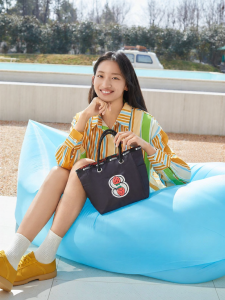 LeSportsac | Versatile Large Capacity Tote Bag