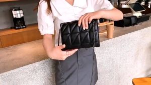 Túi xách nữ đeo chéo chất da tổng hợp sang trọng Túi đeo chéo nữ ô trám phong cách Hàn Quốc