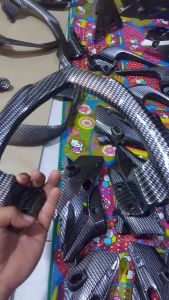 BEHEL BEGEL PEGANGAN JOK BELAKANG YAMAHA JUPITER MX NEW 135 KARBON