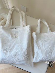 Elegant Embroidered White Canvas Single Shoulder Bag Womens Commuter Tote Bag Underarm Versatile Casual Style Handbag