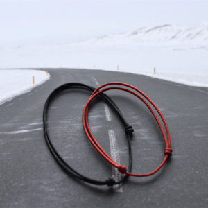 Couple Bracelets Rubber Band Minimalist Black Rope Recurrent Fate Year Good Luck Simple Girlfriends Bracelet Womens Gift Boyfriend Adjustable