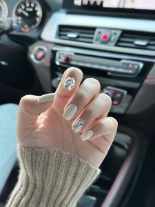 Nghệ Thuật Làm Móng Tay Thủ Công Ngắn Thời Trang Pure White Bling Bling Diamond Giả Móng Tay Phụ Kiện Làm Đẹp Móng Tay