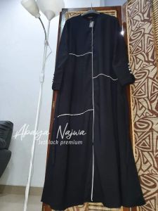 Abaya Basic Hitam Polos Bahan Wolfis Jetblack Premium S-XXL / Abaya Syari Remaja Terbaru/ Abaya Hitam Garis List Putih