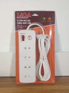 Ổ cắm điện LIOA 4 lỗ cắm 2 chấu 1 công tắc công suất lớn 4SS2.5-2 Chịu tải 3300W dây 2.5m