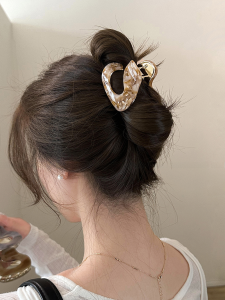 Simple Acetate Shark Hair Claw Womens New 2025 Fashion Sensation Half Updo Hair Clip Stylish Hair Accessories behind the Head