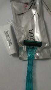 ดูราคา มีเครื่องดวงดัน ชุดอุปกรณ์อาบน้ําเป็นหลัก พร้อมทิ้ง สำหรับผู้ชาย มีดโกนหนวด Razors ที่ใช้งานอย่างสม่ำเสมอ