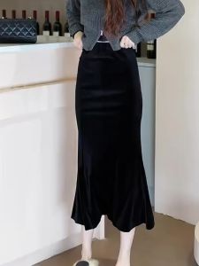 Elegant Black High Waist A-Line Skirt Womens Fashion Autumn New Style Versatile Simple Design Slimming Long Midi Skirt